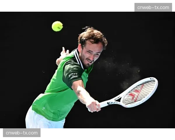 ATP迈阿密站：梅德韦杰夫直落两盘击败鲁内，卫冕成功