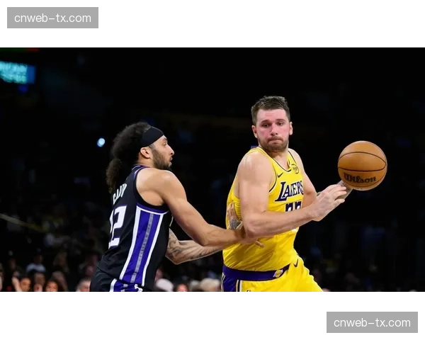 东契奇左腿筋二级拉伤常规赛报销,湖人季后赛前景蒙上阴影 东契奇左腿筋二级拉伤常规赛报销,湖人季后赛前景蒙上阴影